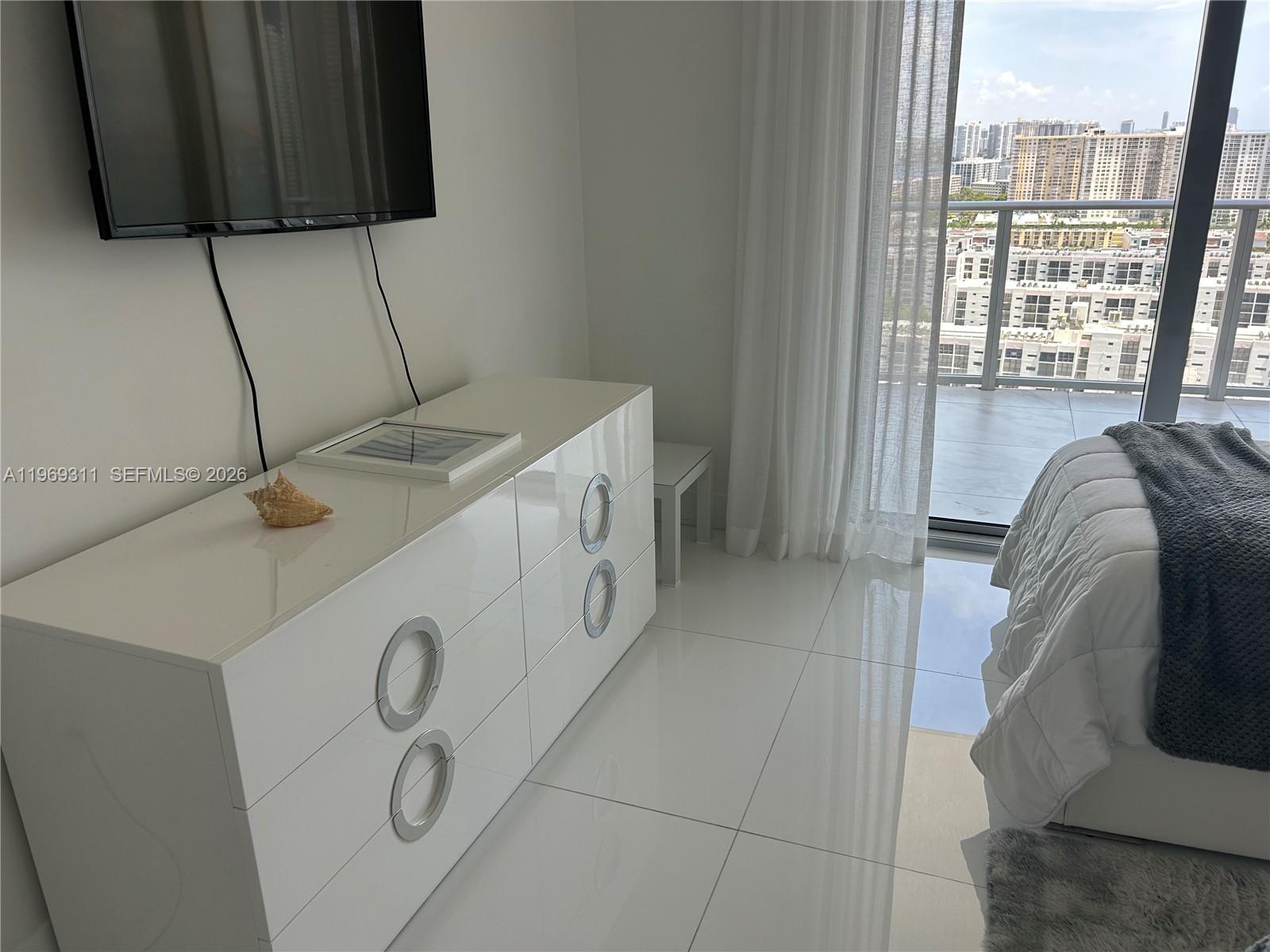 300 Sunny Isles Boulevard 4-2305, Sunny Isles Beach, FL 33160 photo 20