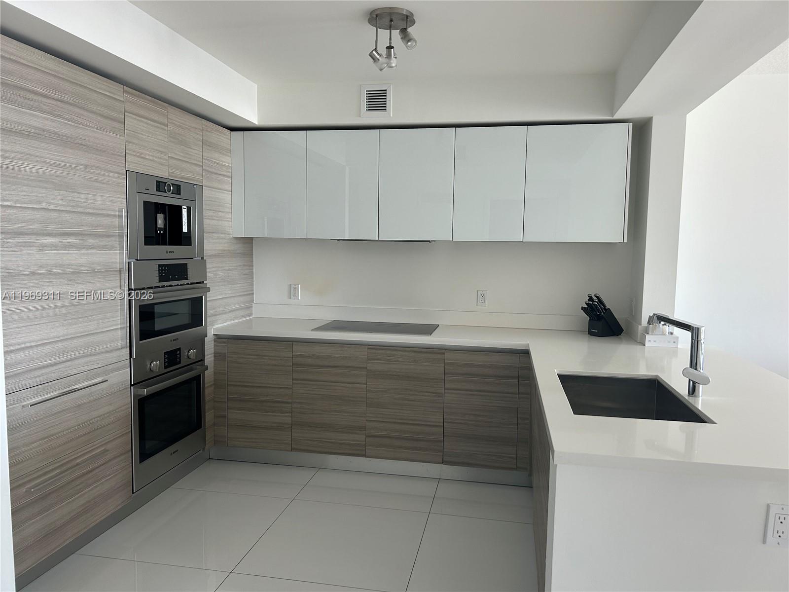 300 Sunny Isles Boulevard 4-2305 — photo 5