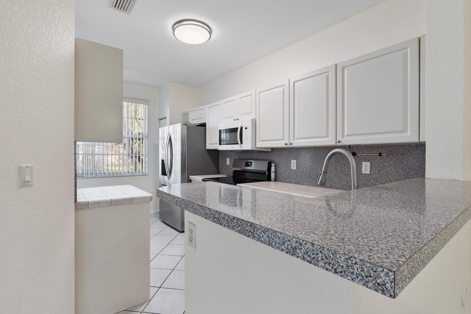 3811 NW 90th Way 3811, Sunrise, FL 33351 photo 14