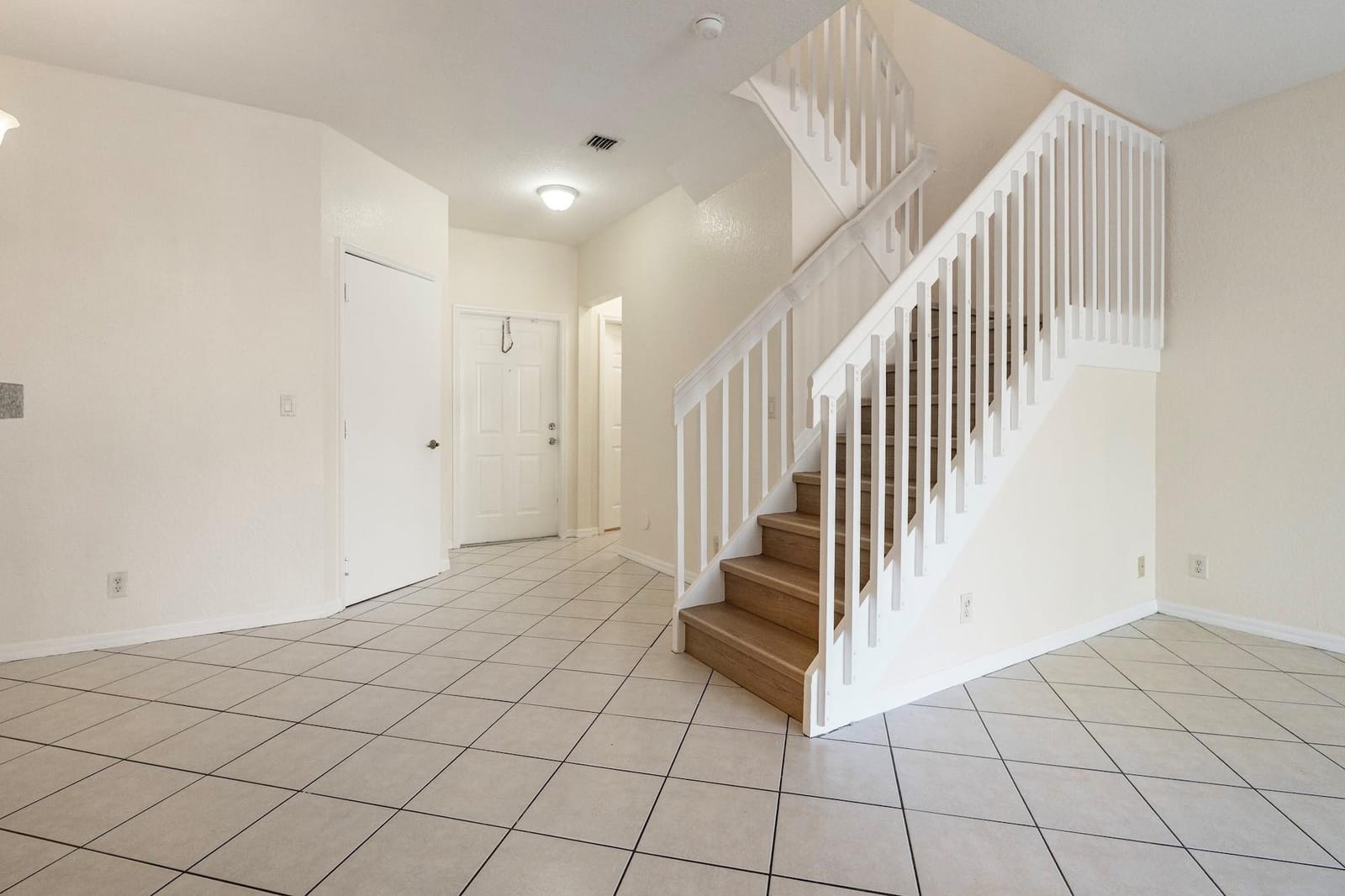 3811 NW 90th Way 3811, Sunrise, FL 33351 photo 5