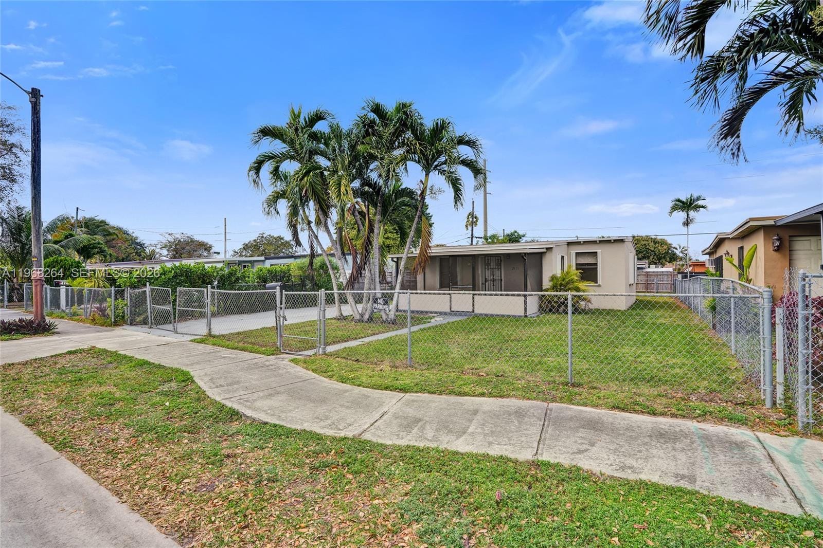 2111 York Street, Opa-Locka, FL 33054 photo 3