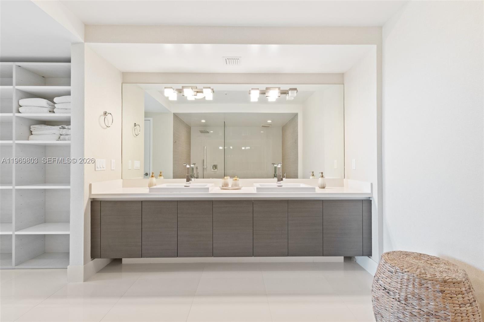 300 Sunny Isles Boulevard 4-2405, Sunny Isles Beach, FL 33160 photo 23