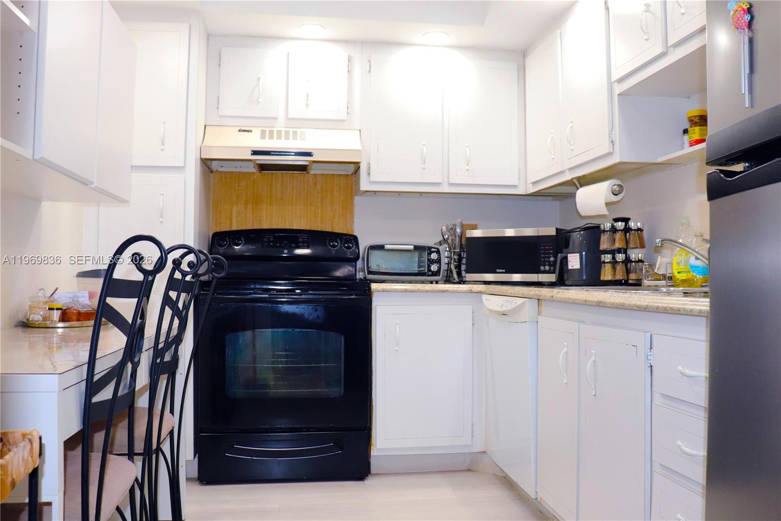 900 Saint Charles Place 316, Pembroke Pines, FL 33026 photo 21