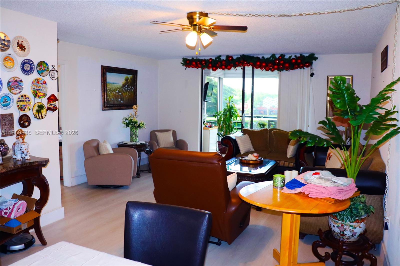 900 Saint Charles Place 316 — photo 5