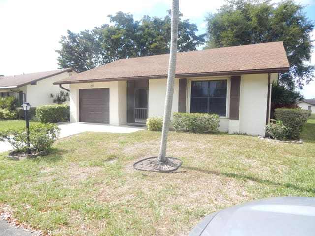 6229 Lakemont Circle, sold in Buttonwood 1, Greenacres, FL