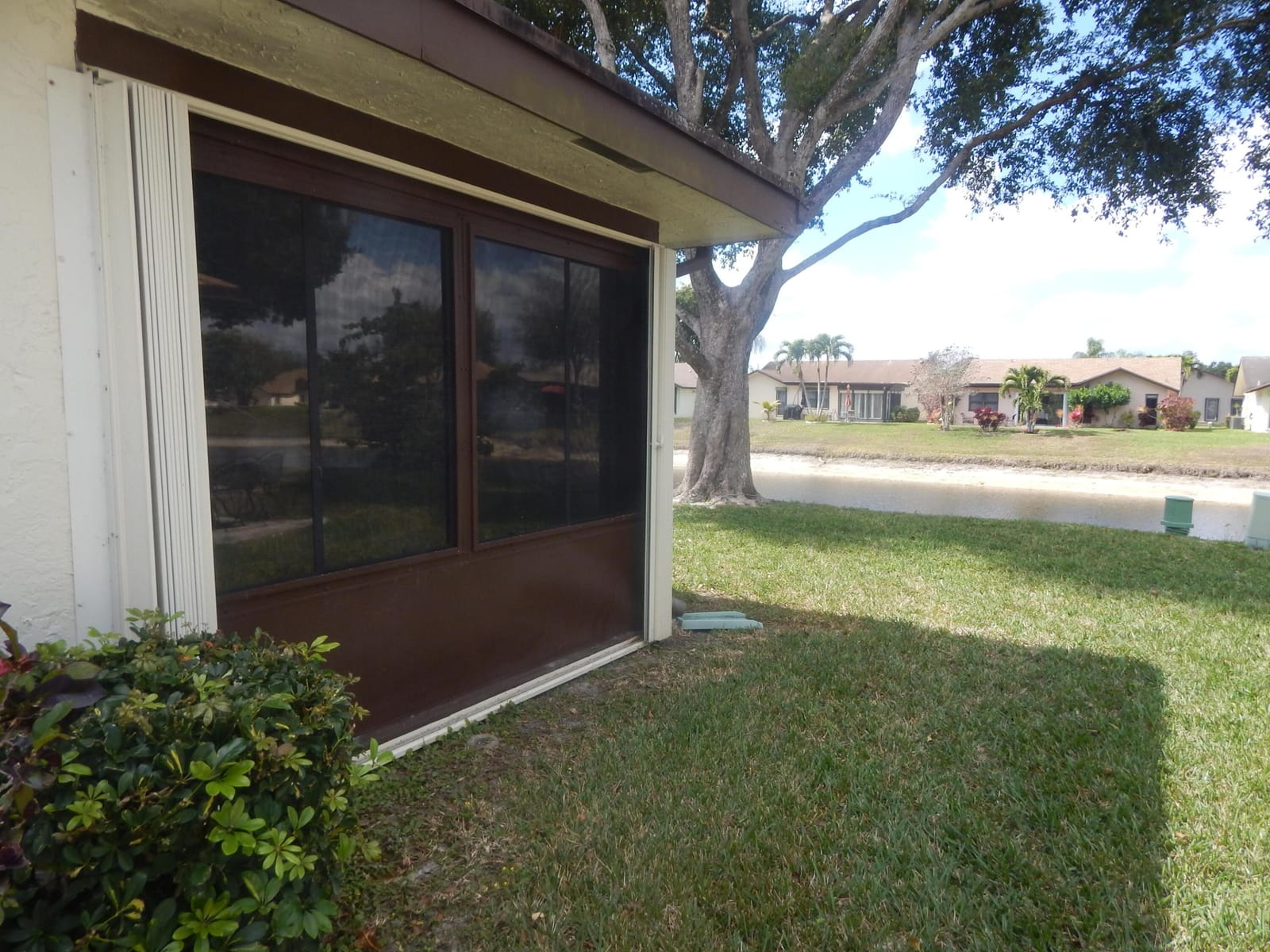 6229 Lakemont Circle, Greenacres, FL 33463 photo 3