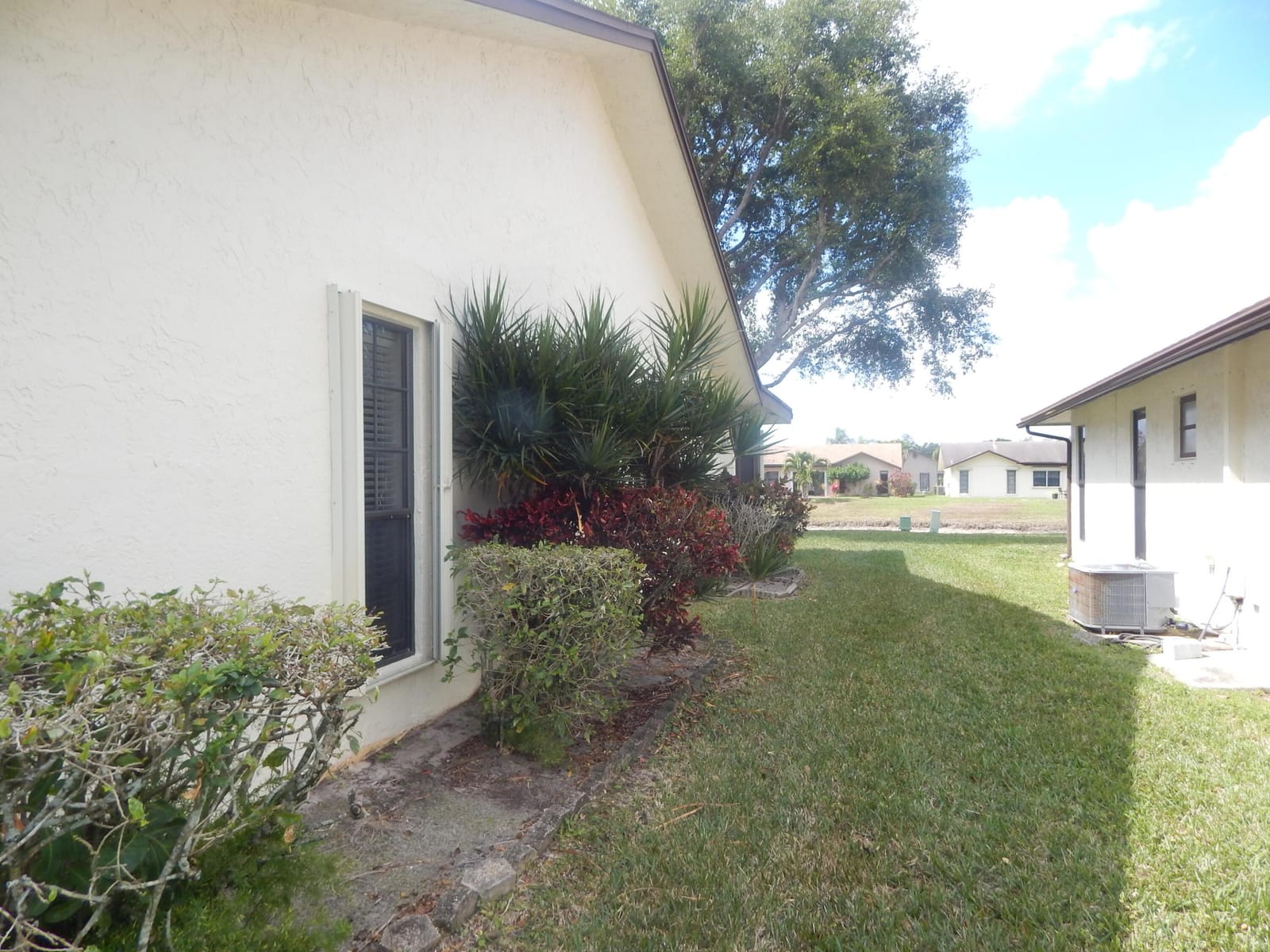 6229 Lakemont Circle, Greenacres, FL 33463 photo 4