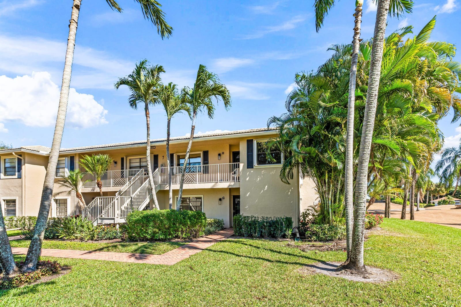 7 Stratford Drive G, Boynton Beach, FL 33436 photo 2