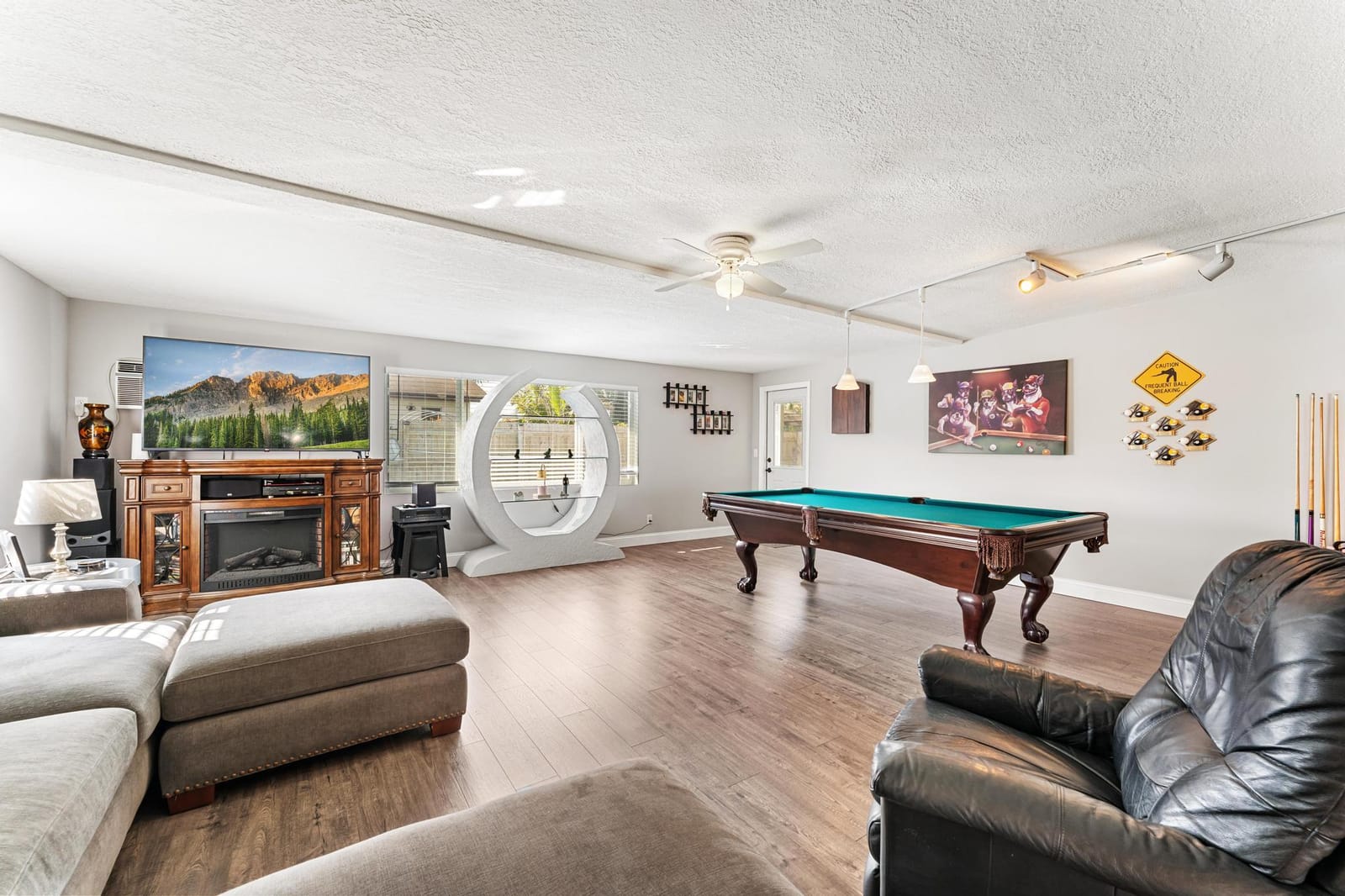 1042 SW 23rd Avenue, Boynton Beach, FL 33426 photo 3