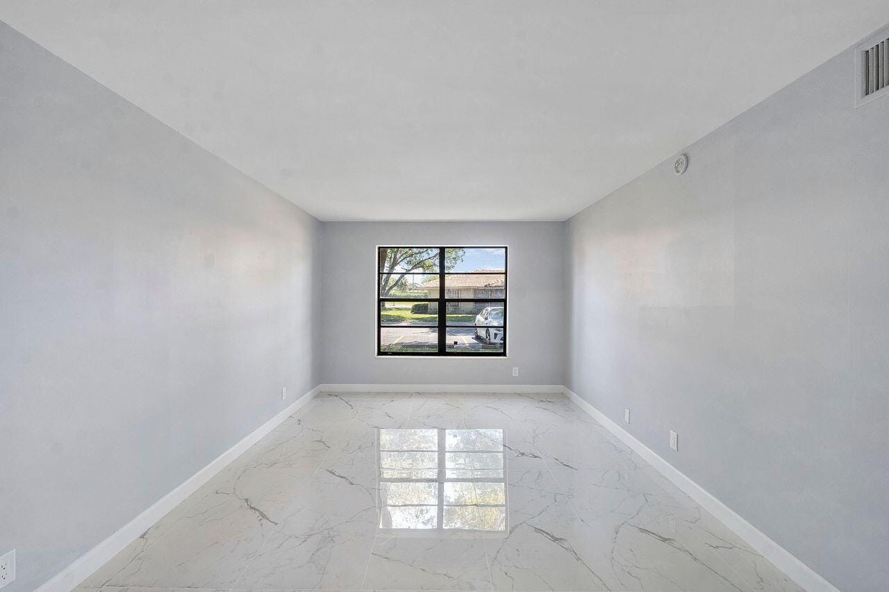 9960 Pineapple Tree Drive 107, Boynton Beach, FL 33436 photo 15