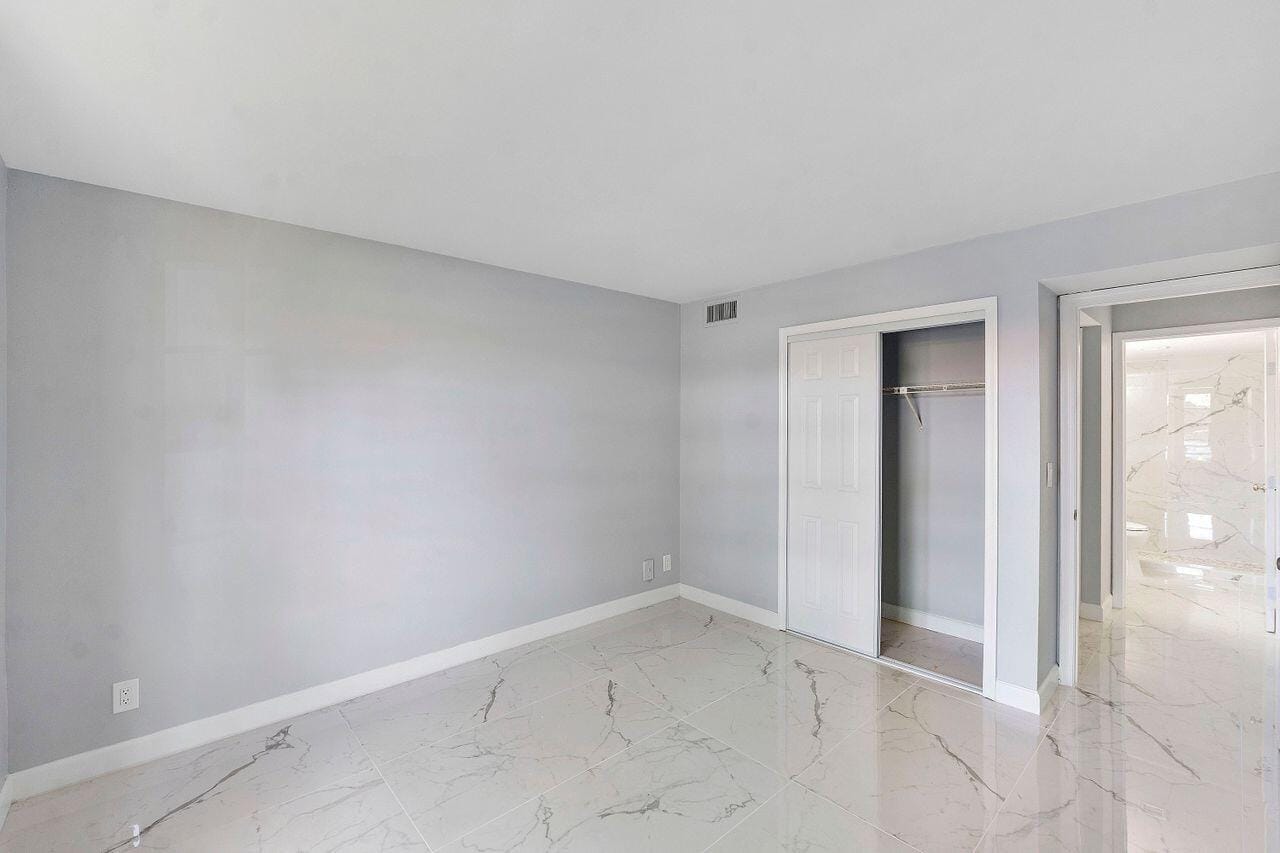 9960 Pineapple Tree Drive 107, Boynton Beach, FL 33436 photo 20