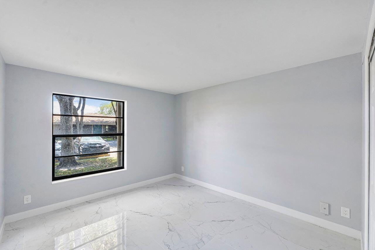 9960 Pineapple Tree Drive 107, Boynton Beach, FL 33436 photo 21