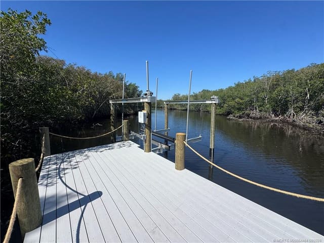 279 SE Via Bisento, sold in ZIP 34952, Port St Lucie, FL