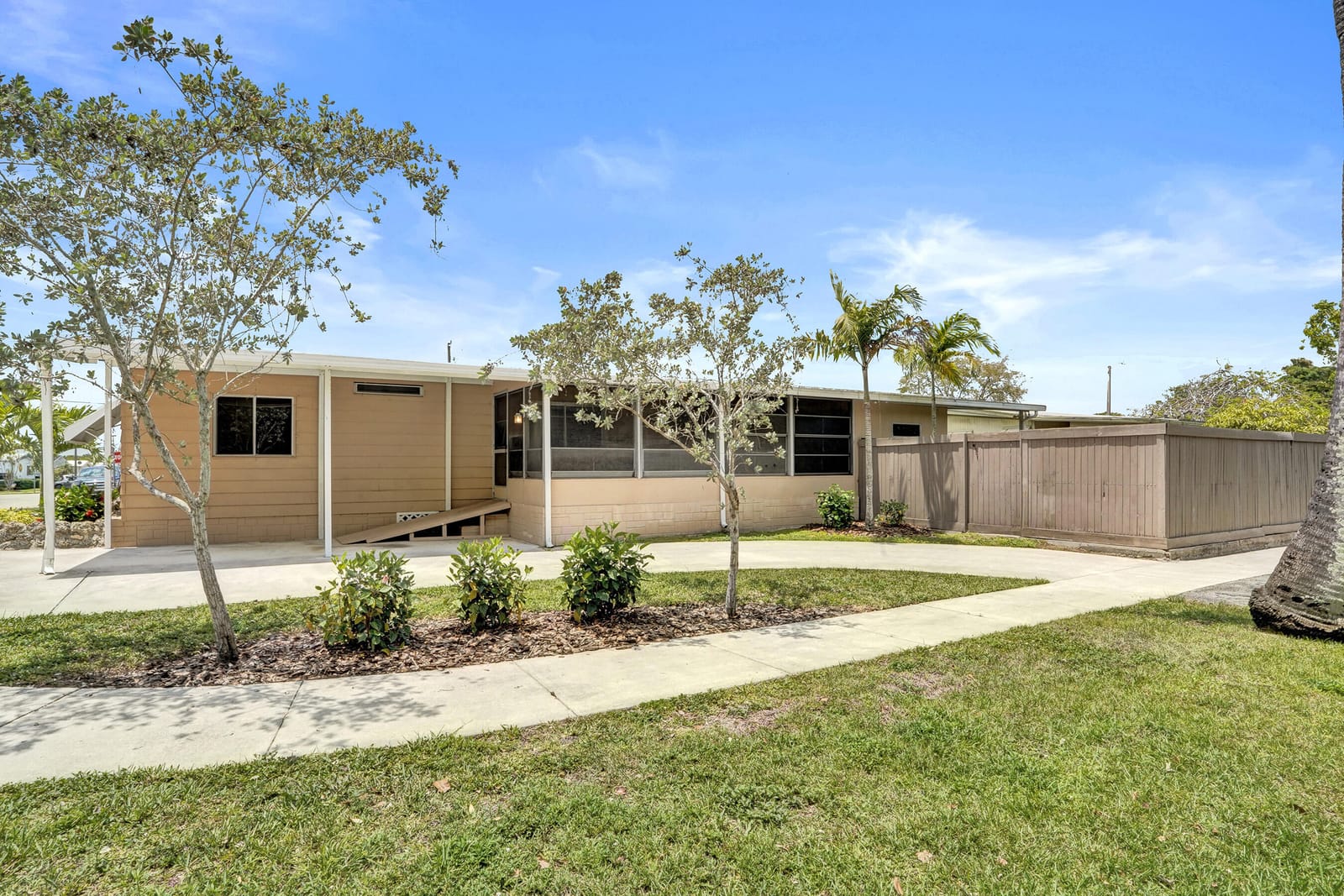 21411 NW 3rd Street — photo 9