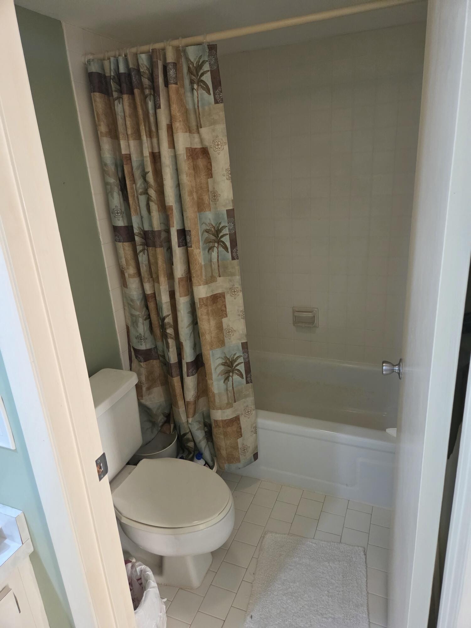 1700 Embassy Drive 512 — photo 12
