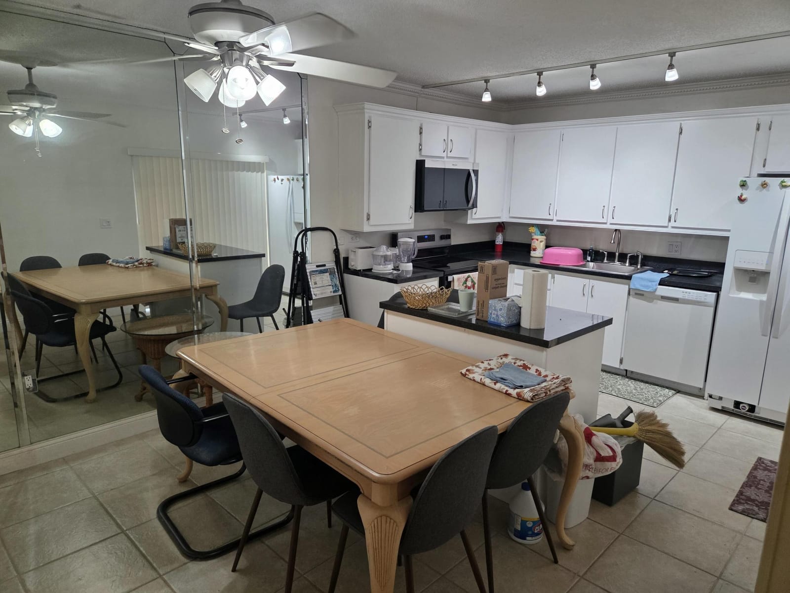 1700 Embassy Drive 512 — photo 6