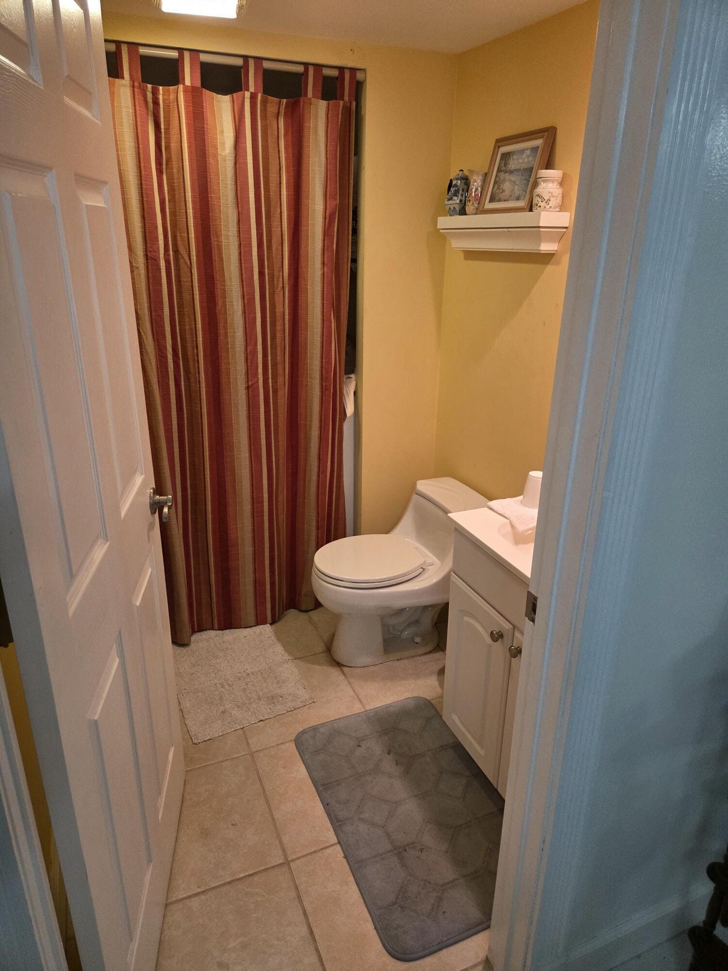 1700 Embassy Drive 512 — photo 8