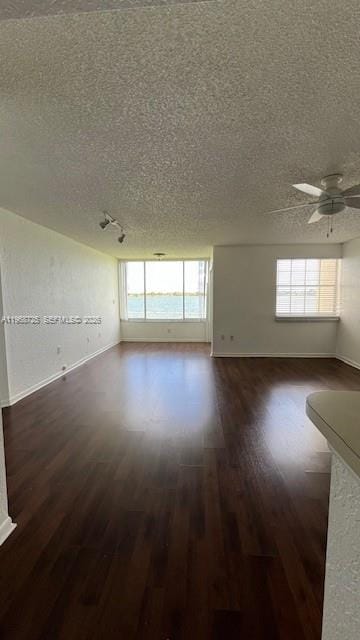 2811 N Oakland Forest Drive 104, Oakland Park, FL 33309 photo 10