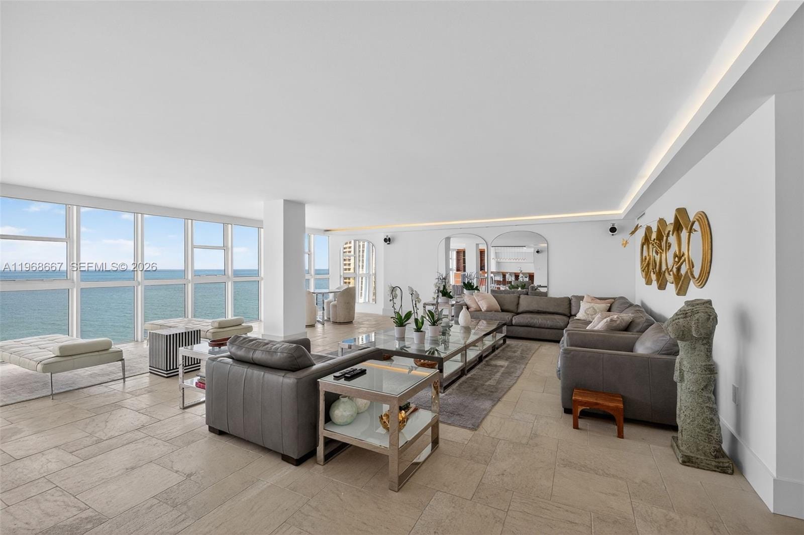 600 Grapetree Drive 11BN, Key Biscayne, FL 33149 photo 2