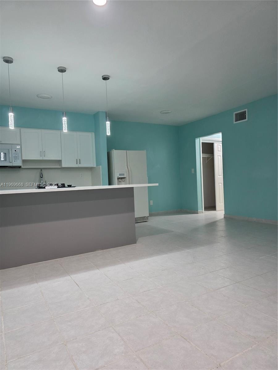 2101 Calais Drive 8, Miami Beach, FL 33141 photo 6