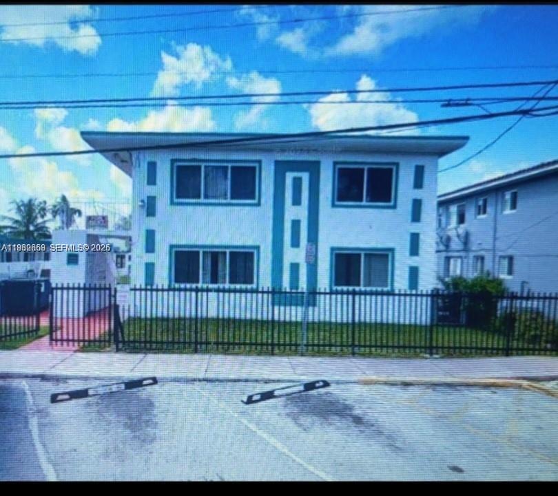 2101 Calais Drive 8, Miami Beach, FL 33141, Miami Beach