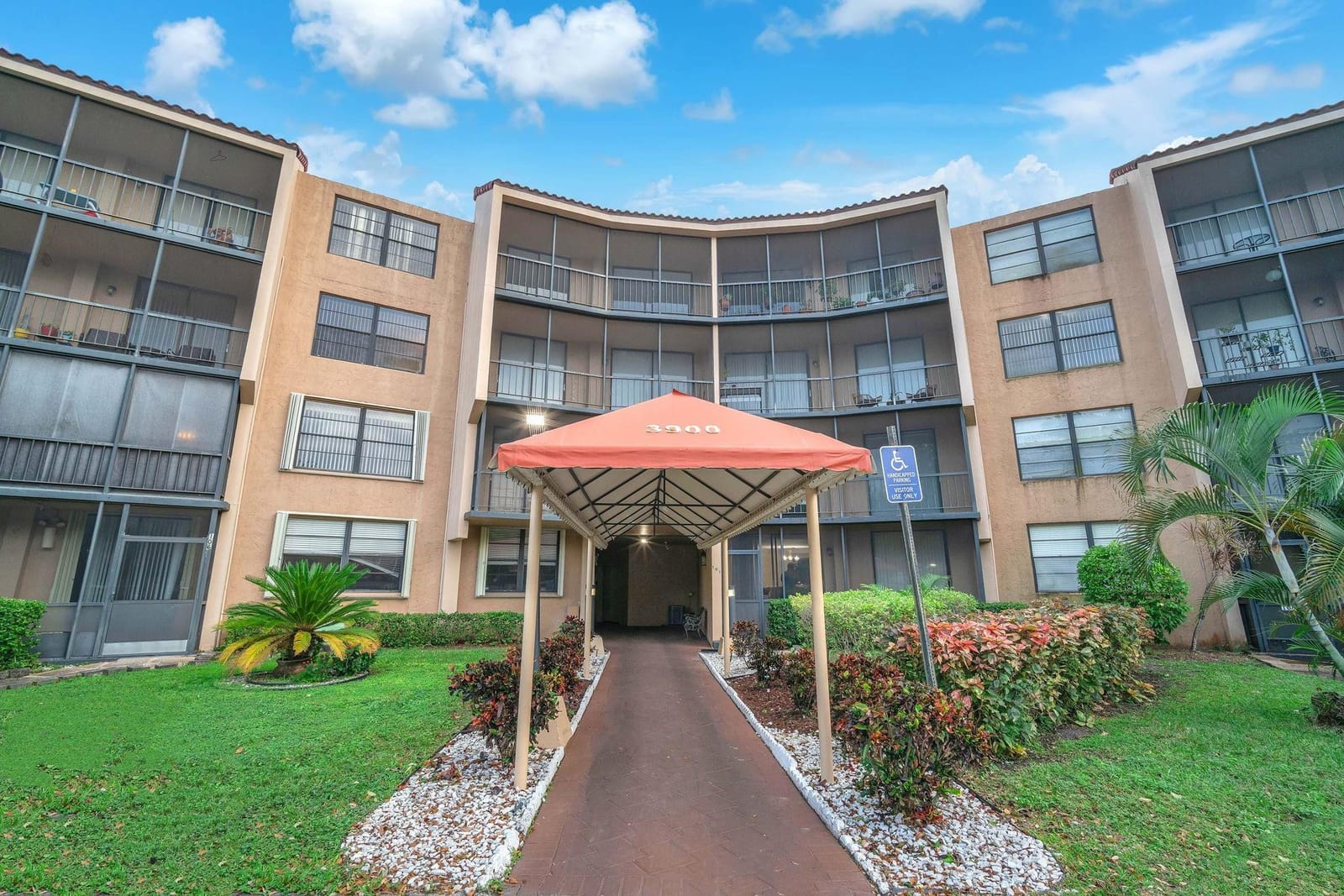 3900 N Hills Drive 414, Hollywood, FL 33021 photo 23
