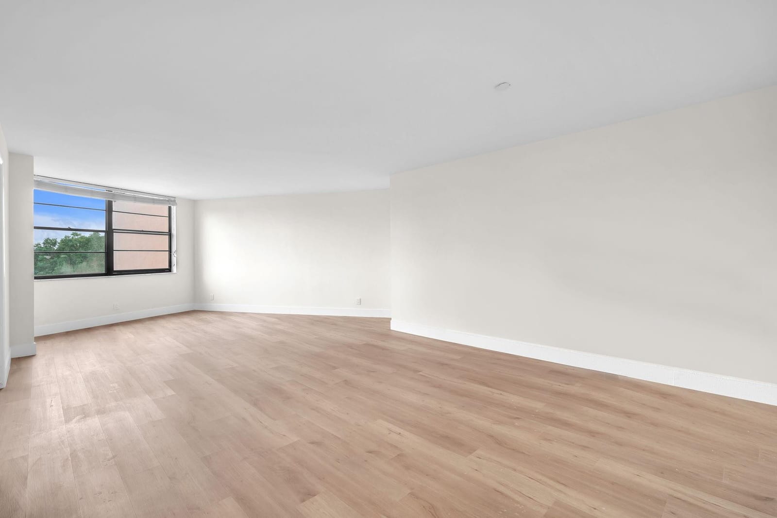 3900 N Hills Drive 414, Hollywood, FL 33021 photo 4