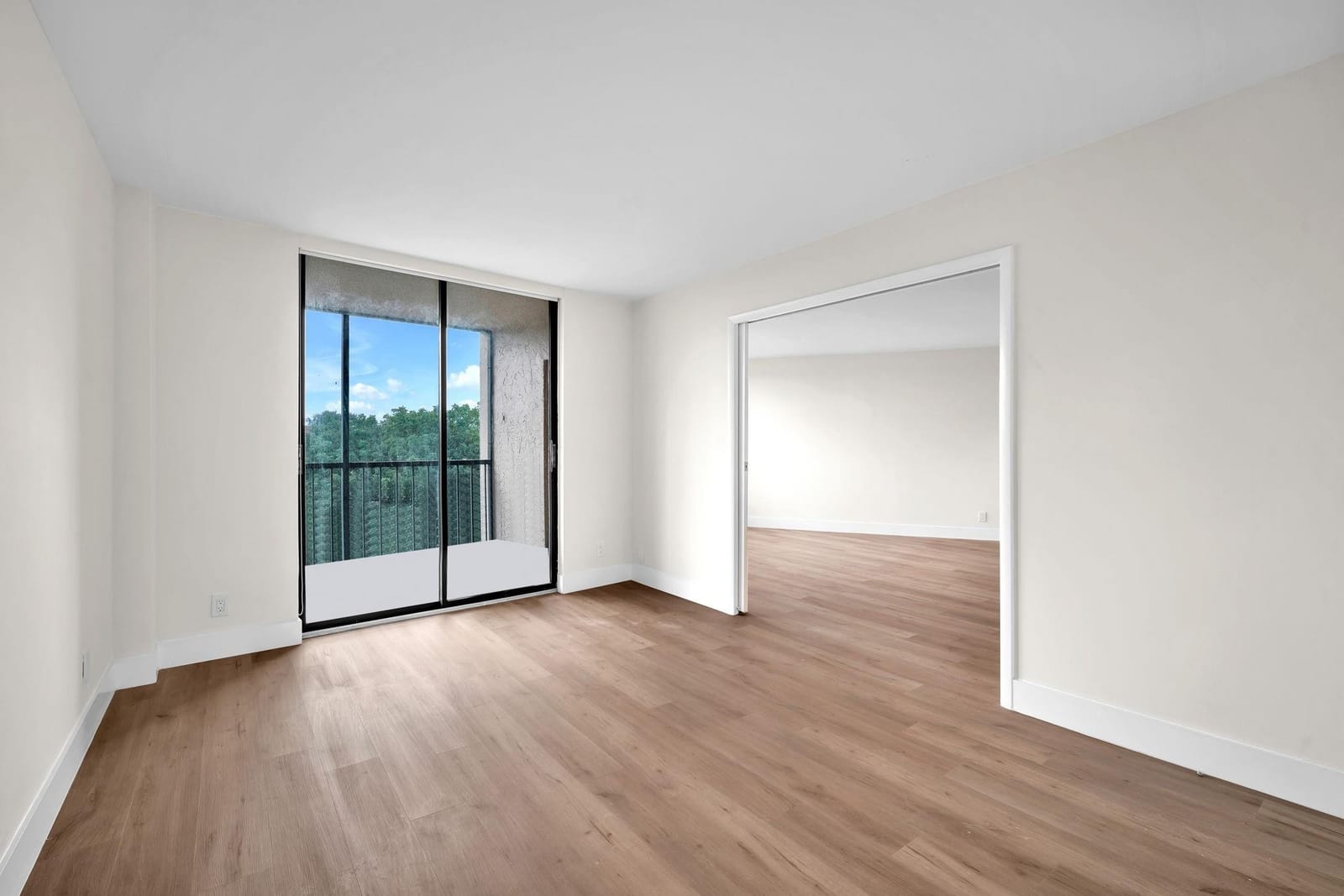 3900 N Hills Drive 414, Hollywood, FL 33021 photo 8