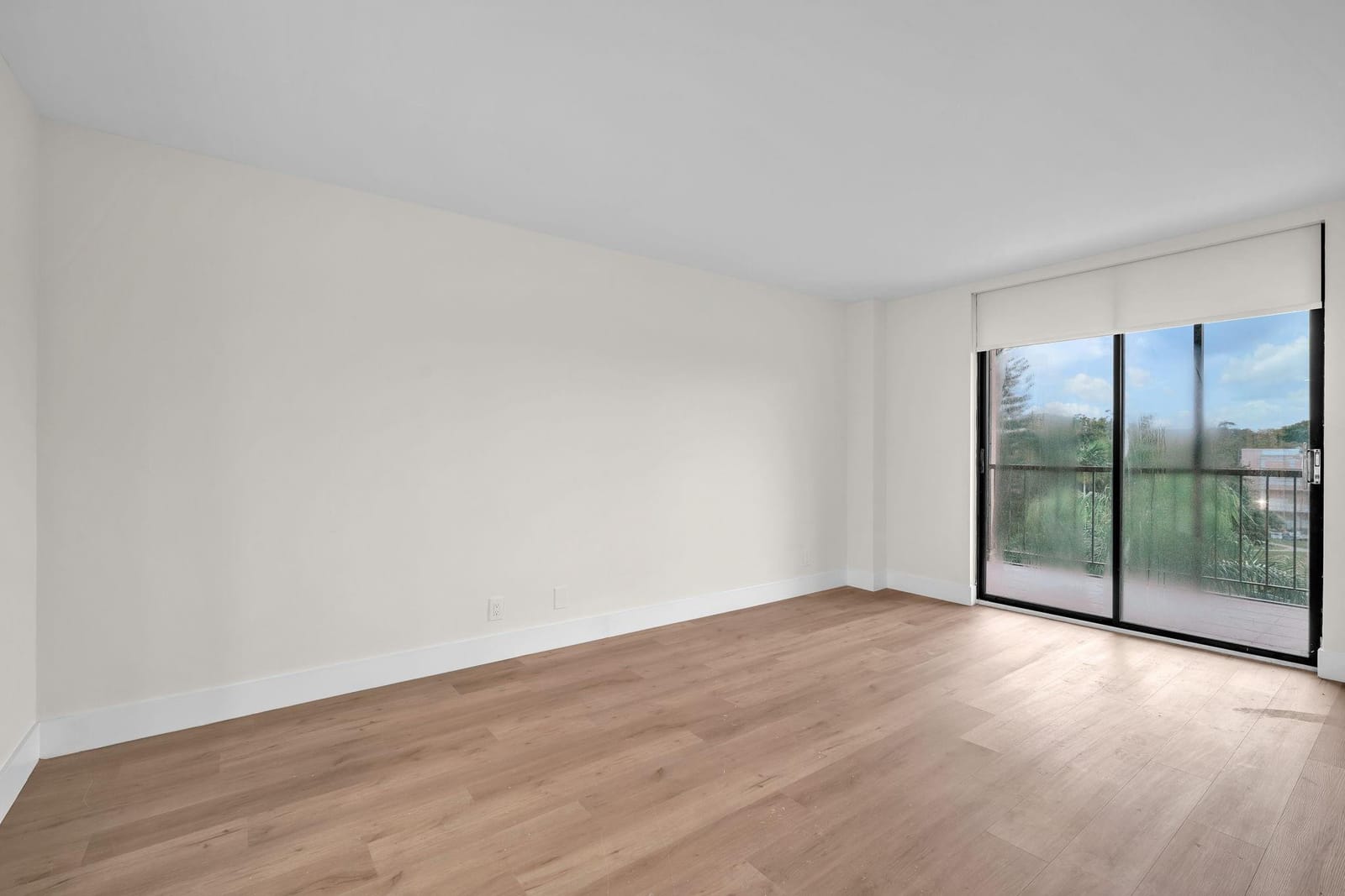 3900 N Hills Drive 414, Hollywood, FL 33021 photo 9