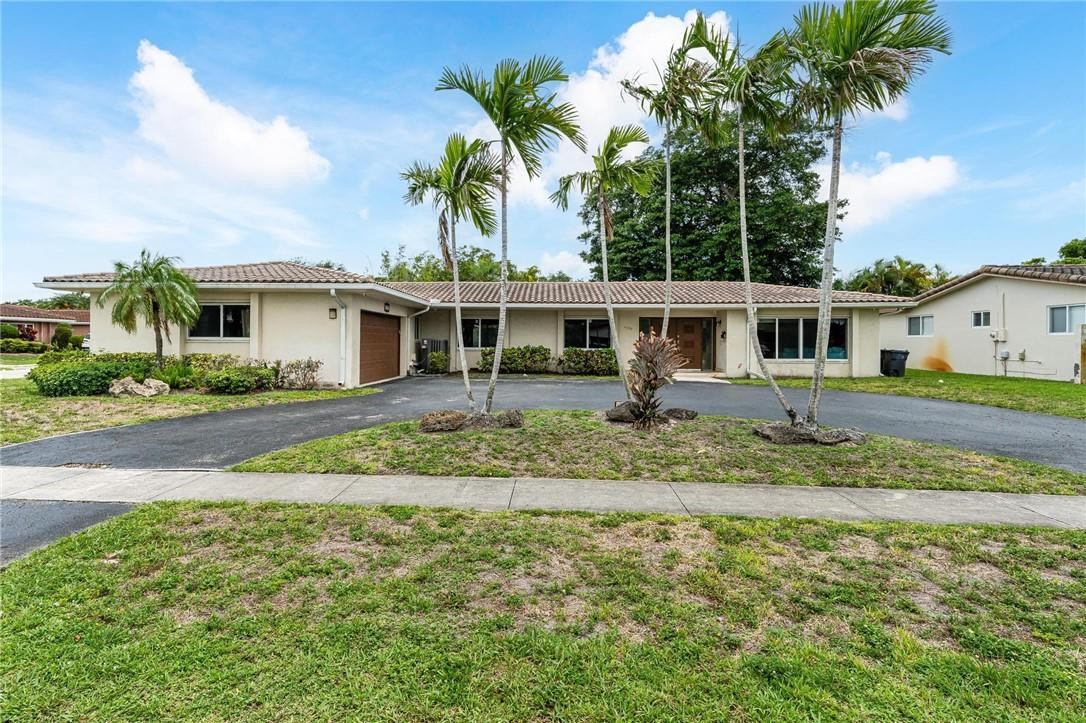 4000 N 41st Court, Hollywood, FL 33021, Hollywood