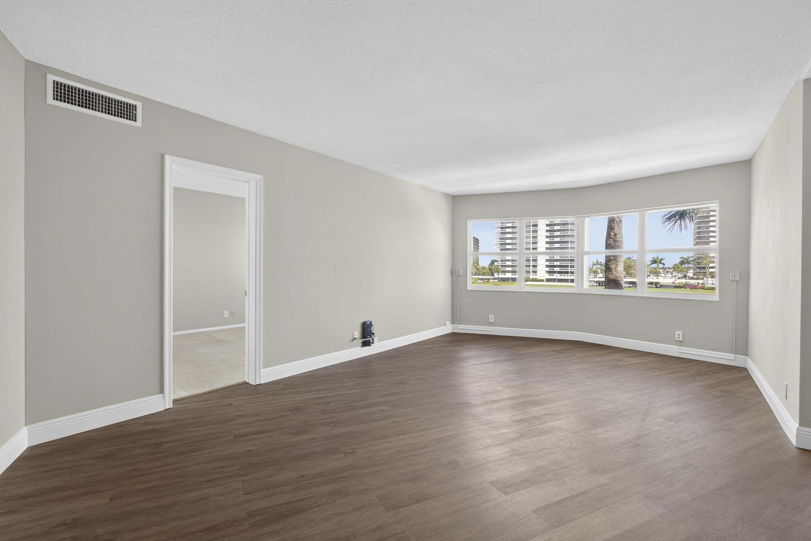 28 Yacht Club Drive 309, North Palm Beach, FL 33408 photo 14