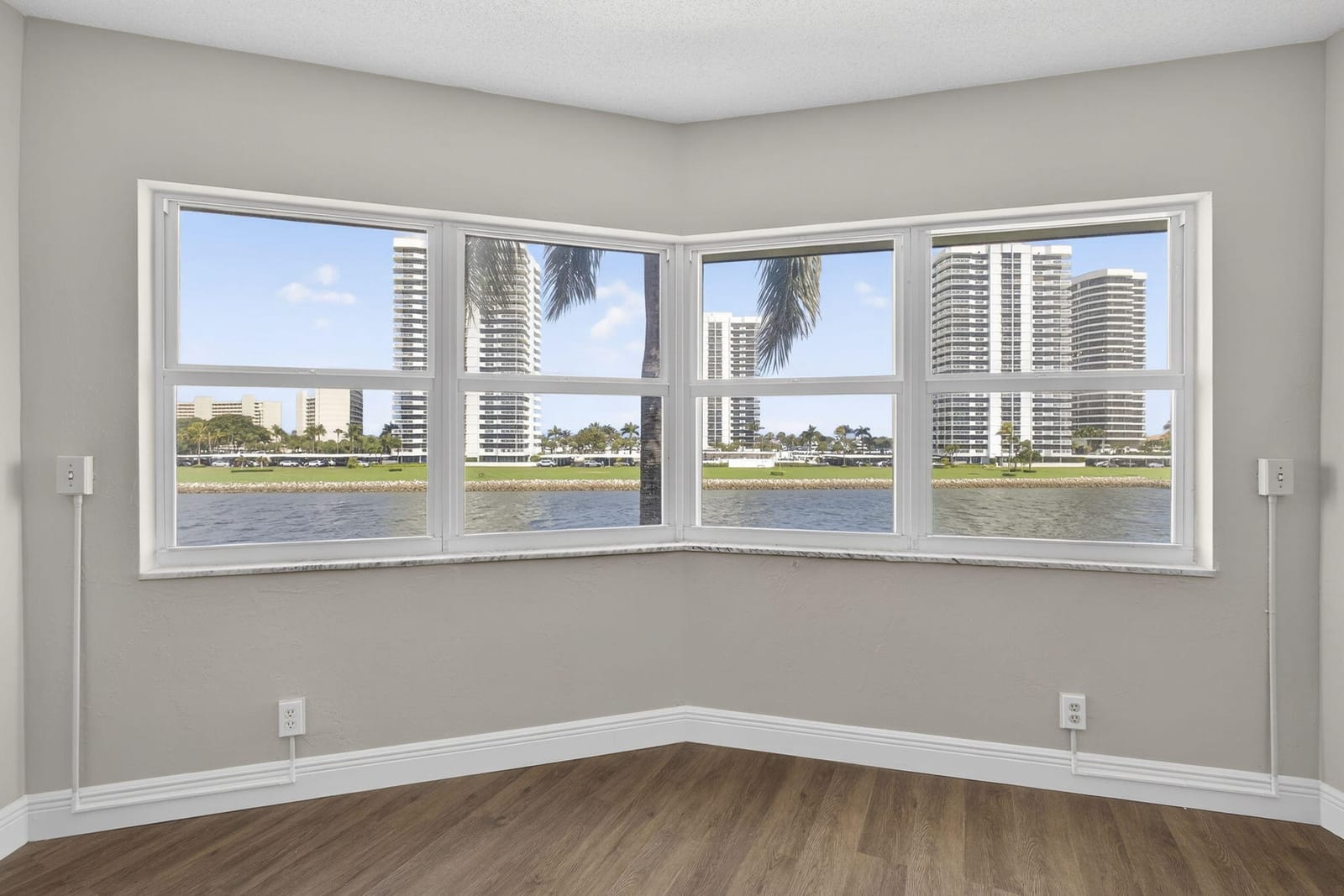 28 Yacht Club Drive 309, North Palm Beach, FL 33408 photo 5