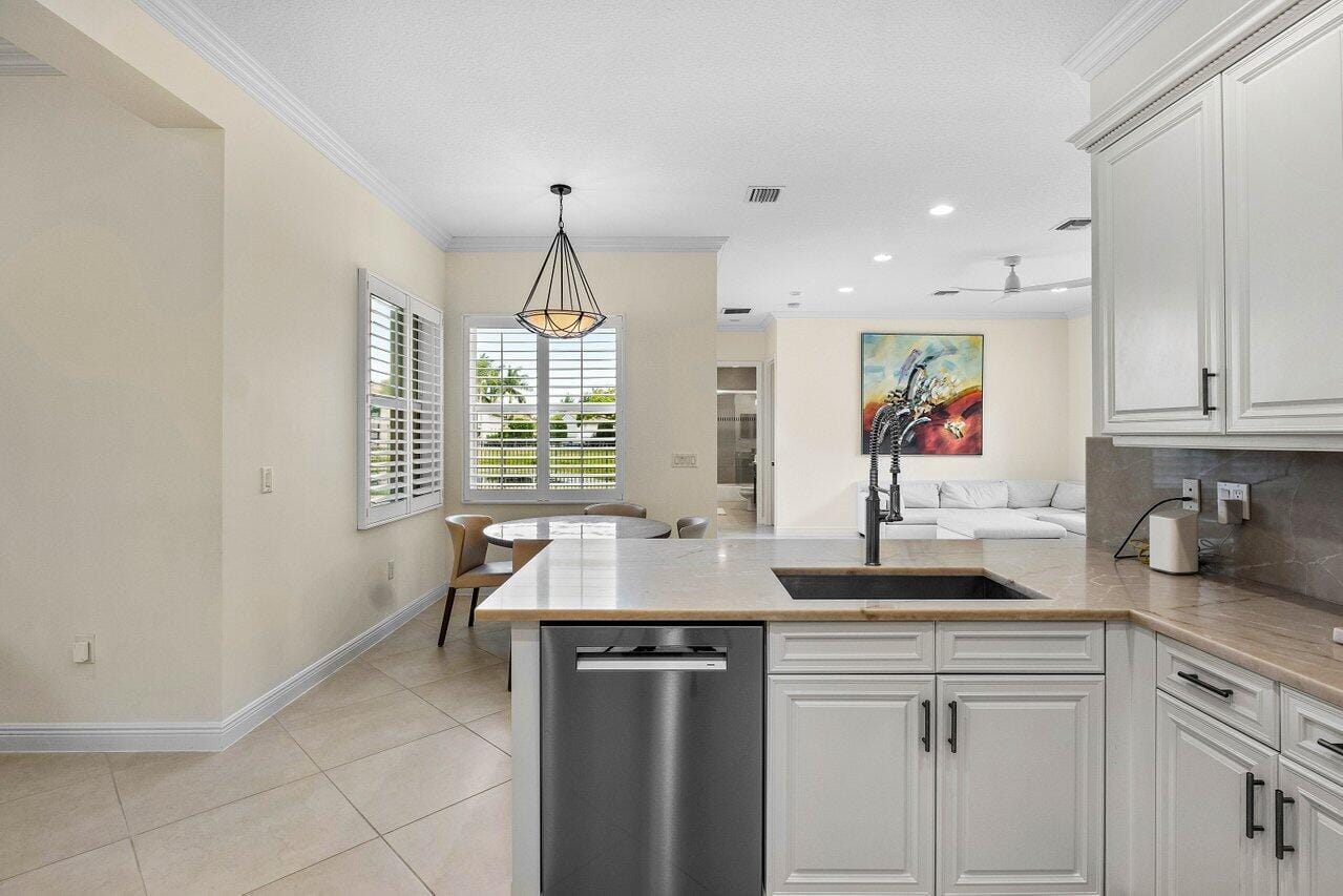11952 Fox Hill Circle, Boynton Beach, FL 33473 photo 16