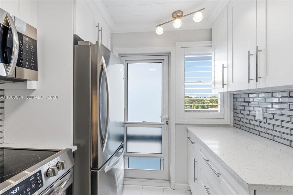 3201 NE 8th Street 405, Pompano Beach, FL 33062 photo 6