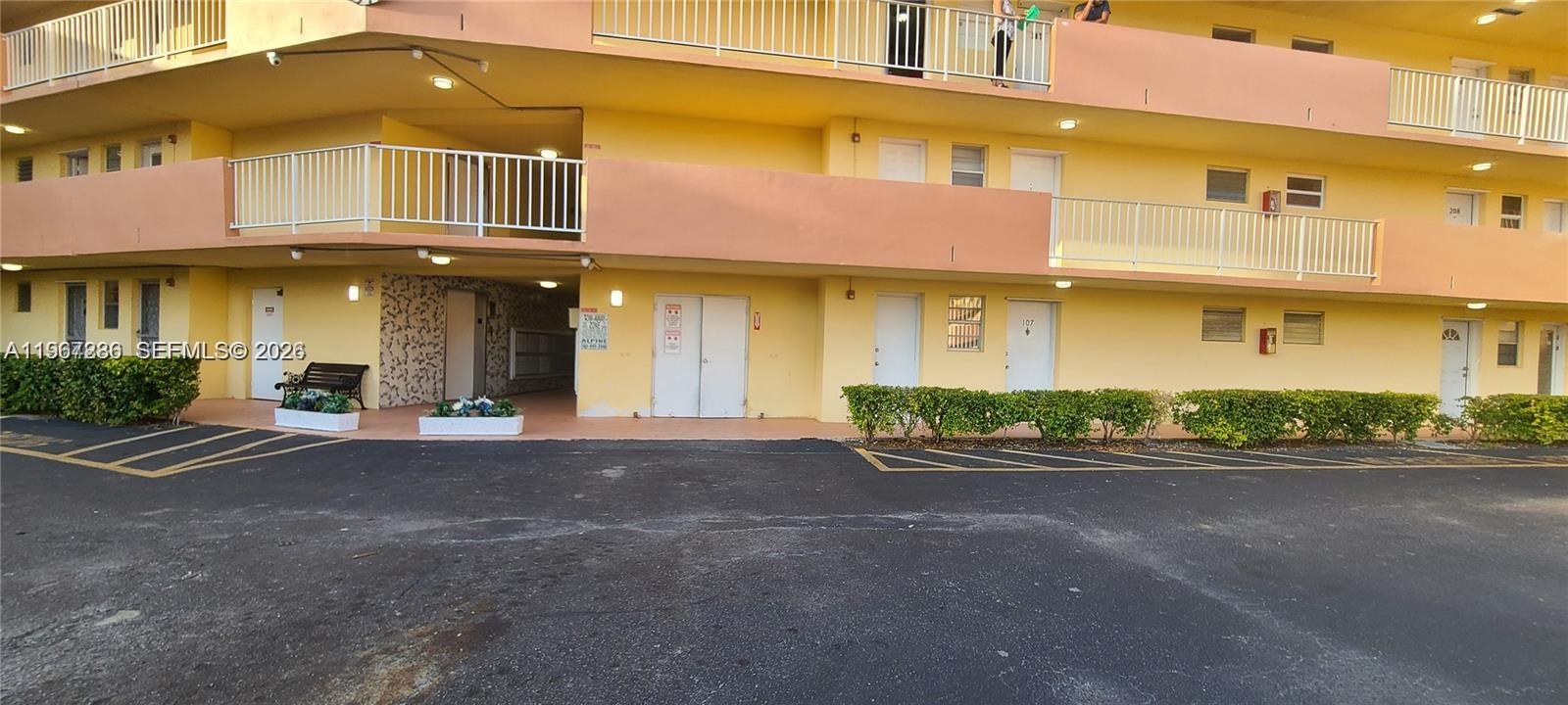 1540 NE 191st Street 207, Miami, FL 33179, Miami