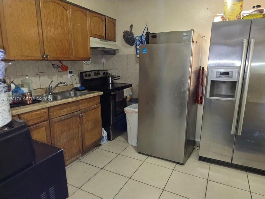 4001 NW 31st Avenue, Lauderdale Lakes, FL 33309 photo 11