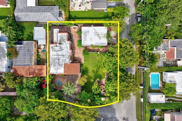 1231 Columbus Boulevard, Coral Gables, FL 33134