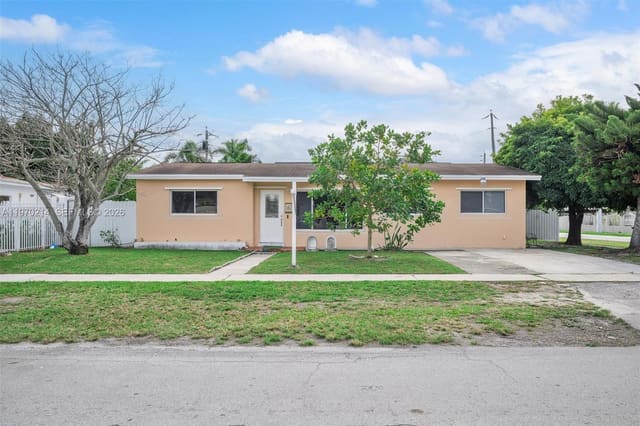 590 W 35th Place, sold in Westhaven Park, Hialeah, FL
