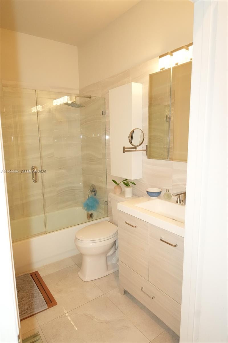 2706 Kinsington Circle 23-2, Weston, FL 33332 photo 15