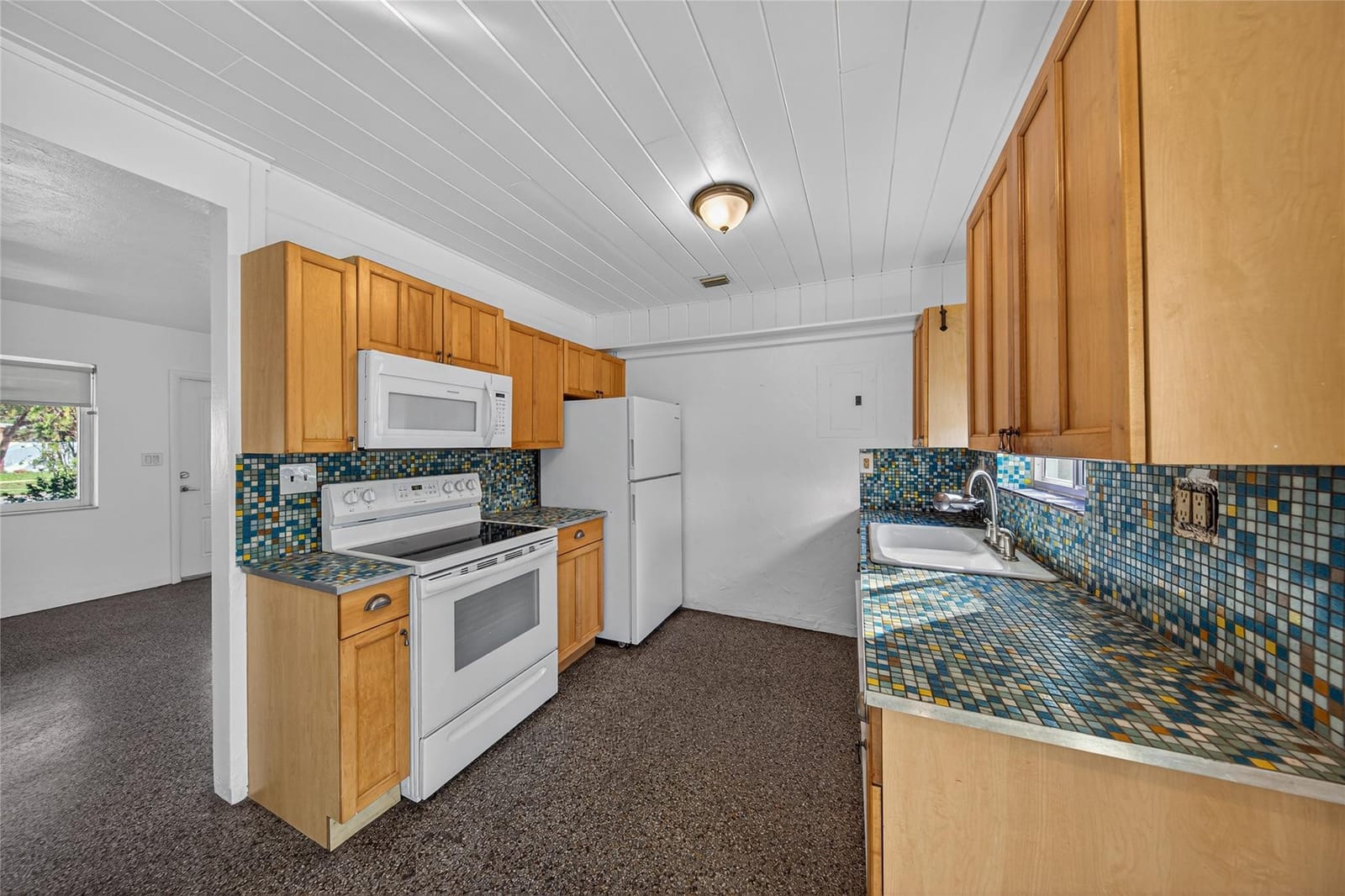 1802 Lauderdale Manor Drive — photo 11