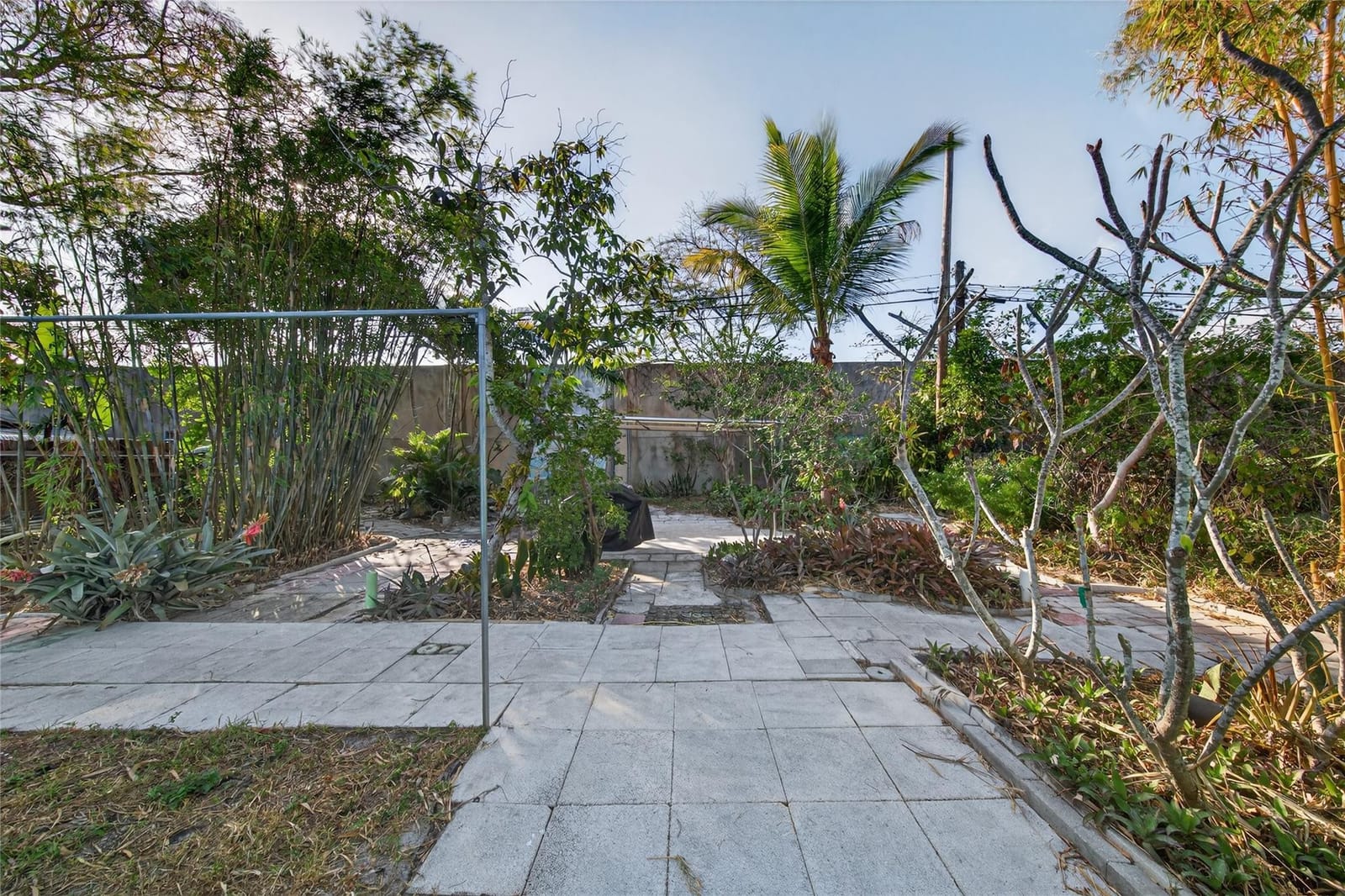 1802 Lauderdale Manor Drive, Fort Lauderdale, FL 33311 photo 27