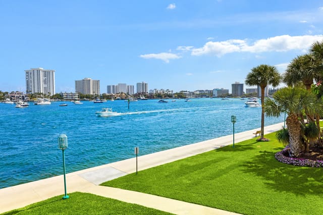 140 SE 5th Avenue 253, sold in Mizner Court Condo, Boca Raton, FL