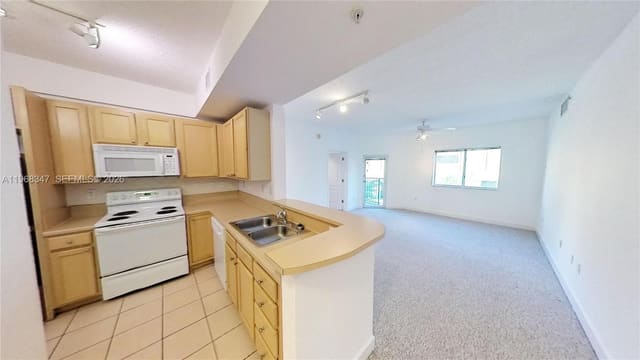 6001 SW 70th Street 217, South Miami, FL 33143