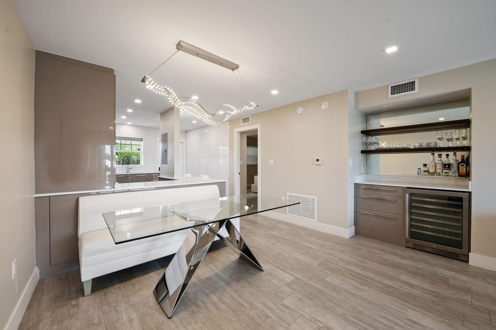 140 NE 28th Avenue 208 — photo 11