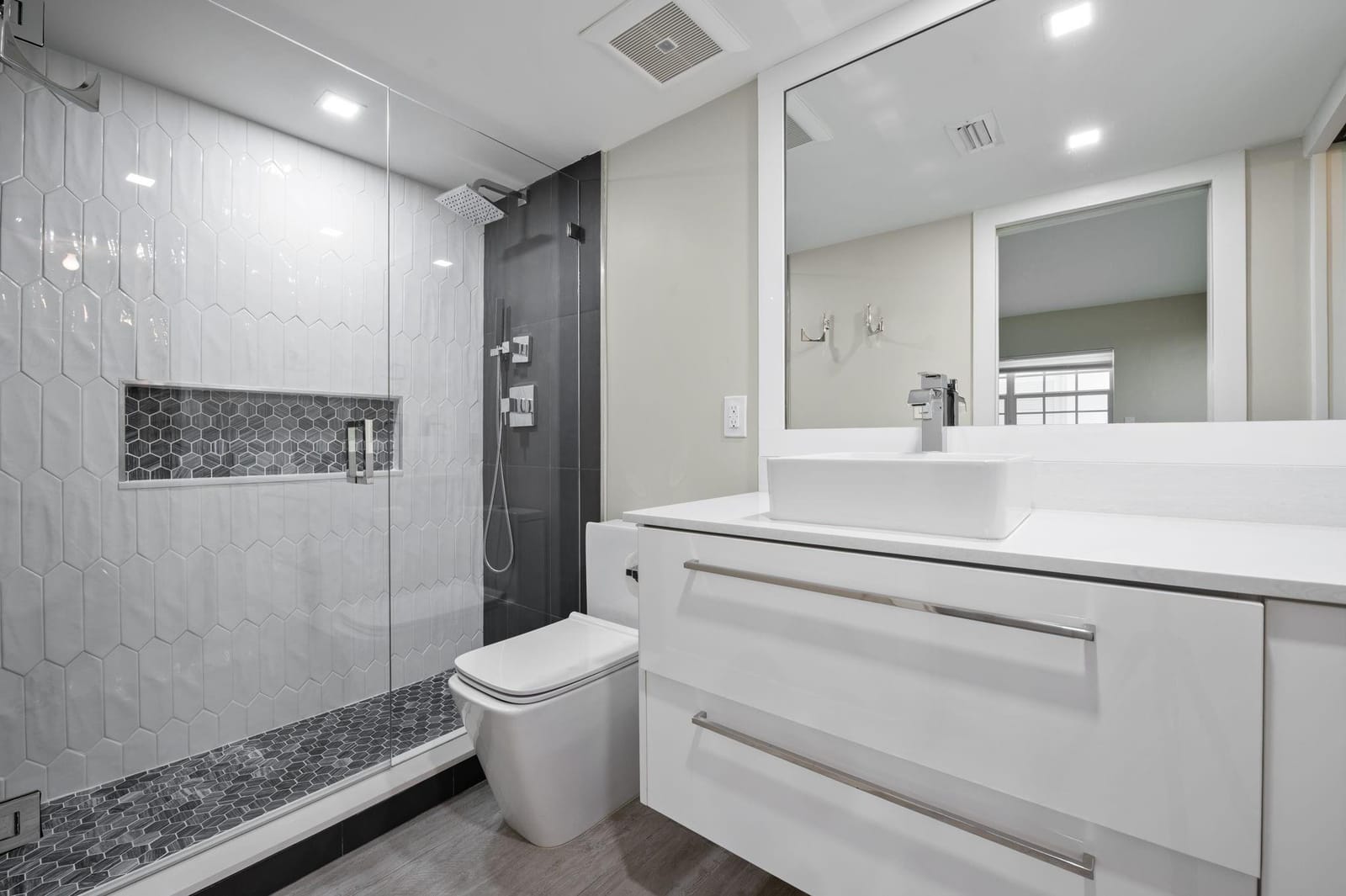 140 NE 28th Avenue 208, Pompano Beach, FL 33062 photo 18