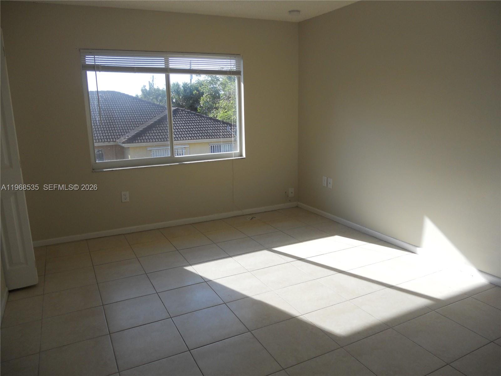 22 SW 14th Terrace — photo 8