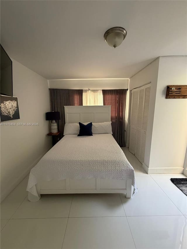 45 SW 28th Road 0, Miami, FL 33129