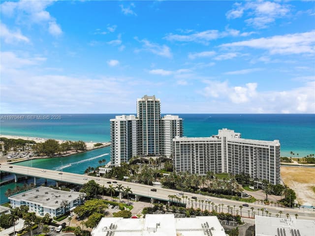10275 Collins Avenue PH 1505, Harbour House, Bal Harbour, FL