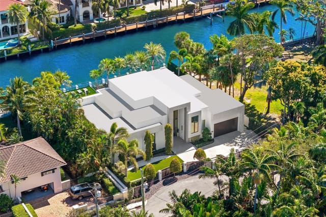 816 Riviera Isle Drive, Riviera, Fort Lauderdale, FL