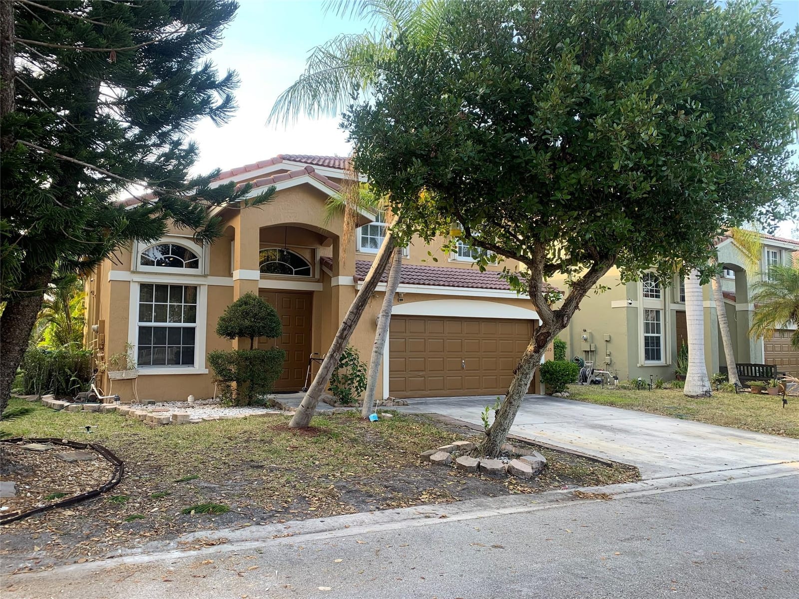 320 NW 115th Way, Coral Springs, FL 33071